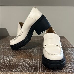 MICHAEL KORS Rocco Lug Sole Loafer ~ Ivory ~ 8